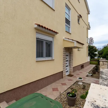 Apartman K&f Borik Zadar