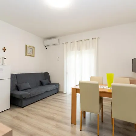 K&f Borik Apartmán Zadar