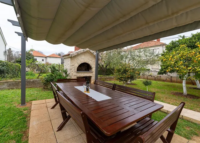 K&f Borik شقة زادار